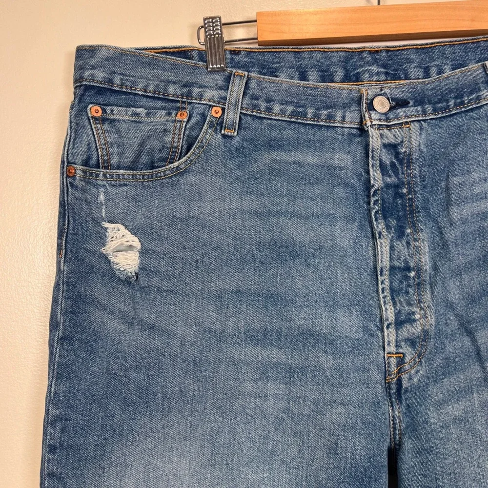 Levi's 501 Men's Denim Shorts *42W Original Fit Distressed 10